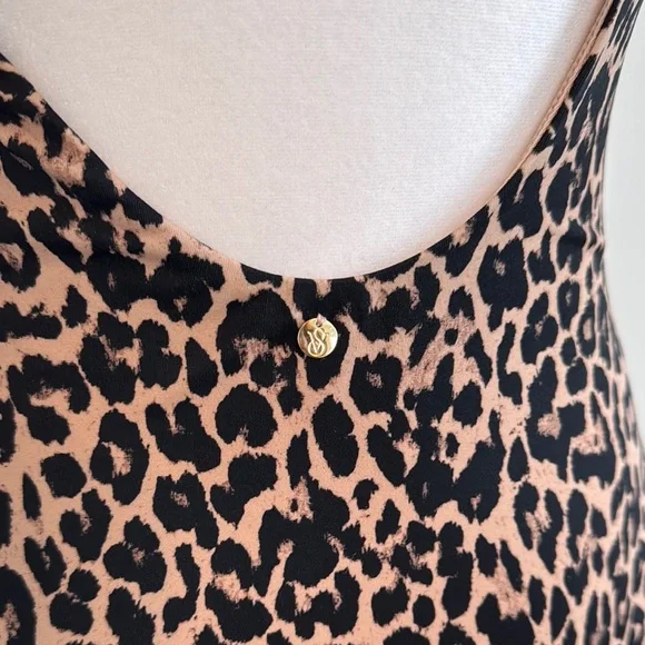 Victoria's Secret Leopard Print One-Shoulder One Piece - Picture 5 of 9